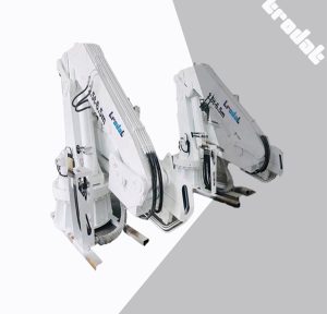 Top Marine Hydraulic Cranes for Dredging Solving Shallow Port Challenges with Custom Solutions